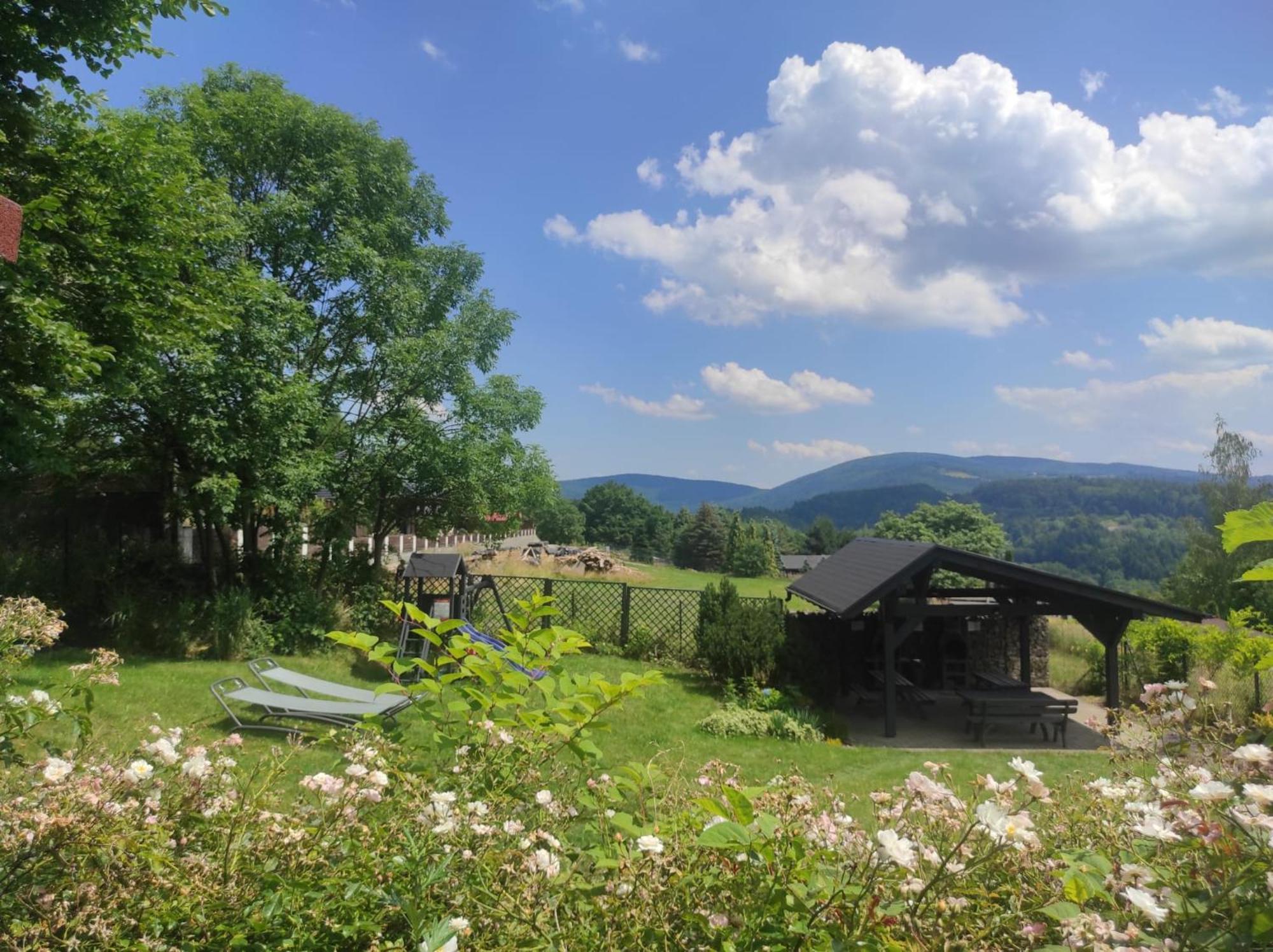 Sloneczny Chelm - Apartamenty W Gorach, Prywatna Sauna Jacuzzi Balia W Cenie, Spa, Grill, Stok Narciarski Myslenice, Sciezki Rowerowe, Rzeka Raba, Widok Na Tatry Eksteriør billede